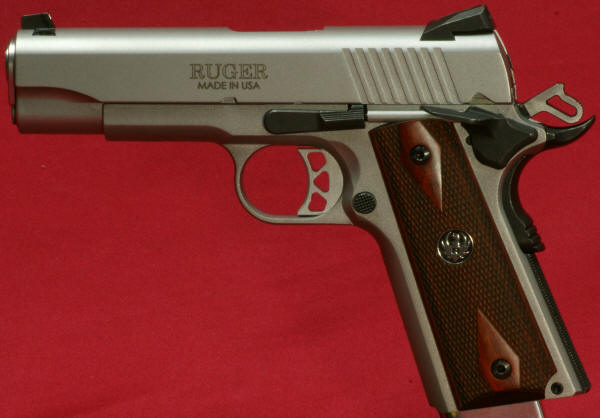 Ruger SR1911CMD Review (Commander-Style Pistol)