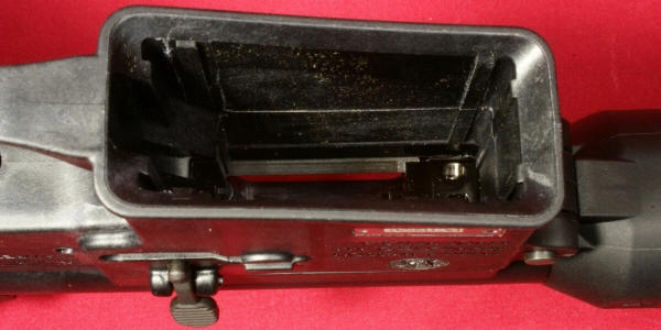 Smith & Wesson M&P15-22 Sport Magazine Well