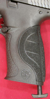 Smith & Wesson M&P9 Performance Center Ported Pistol Grip Removal